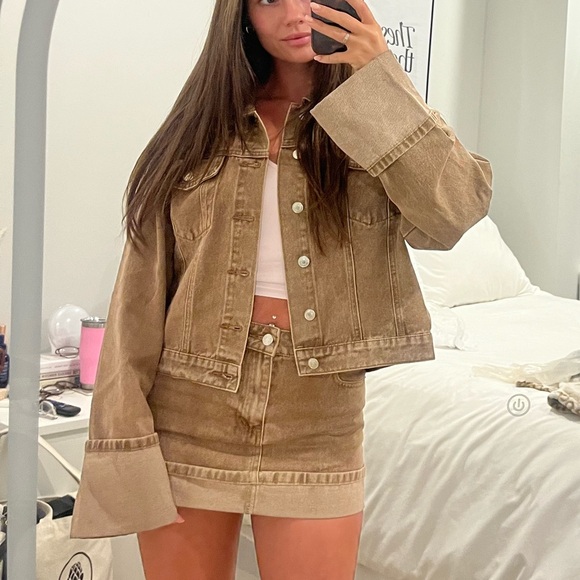 White Fox Charlotte Denim Jacket and Skirt -Tan Wash - Picture 2 of 2